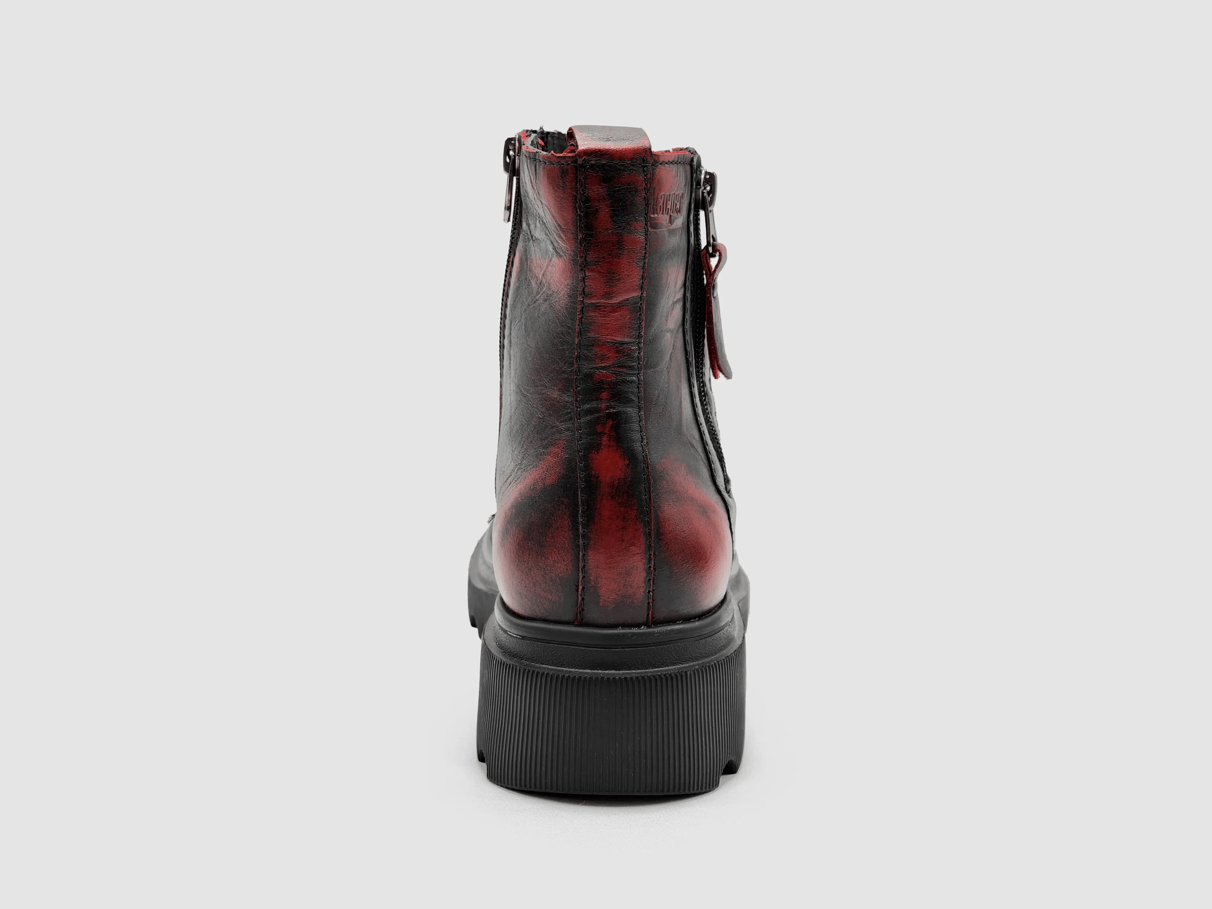 Women's Modern Insulated Zip-Up Leather Boots - Black/Red